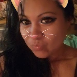 Meet your Posher, Alisha